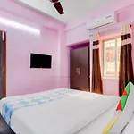 Oyo Luxury Inn Tollygunge